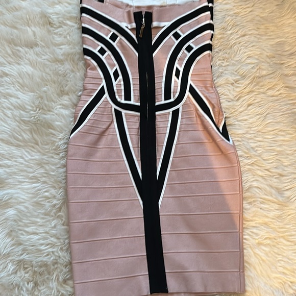 Forever Unique Bodycon Bandage Dress Size 1 - Picture 4 of 4